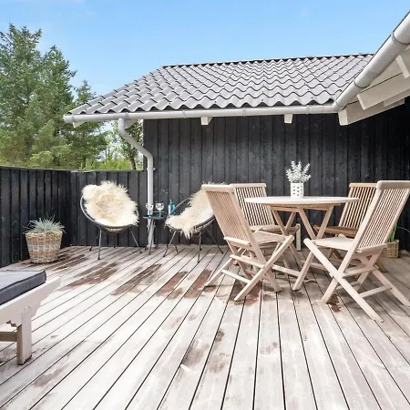 Elayne - 3km From The Sea In Nw Jutland By Interhome