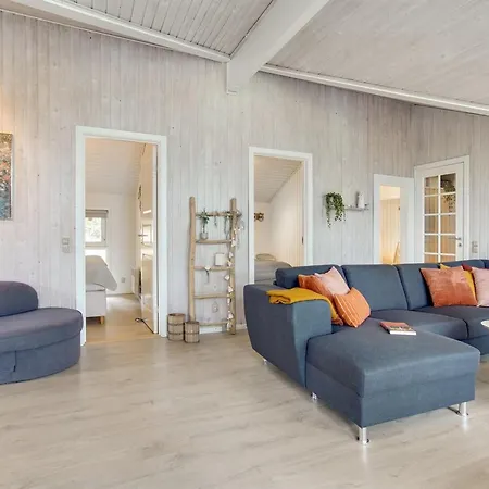 Elayne - 3km From The Sea By Interhome Feriehus